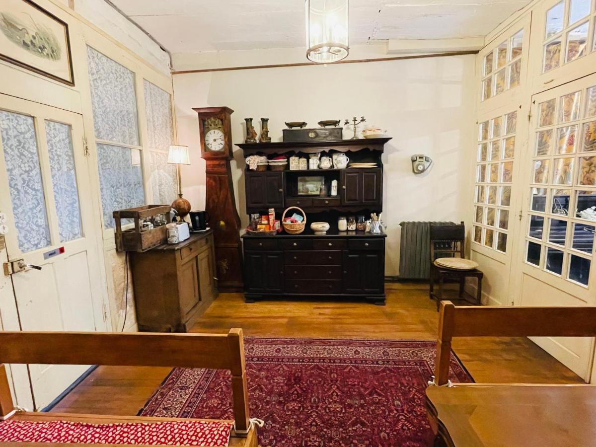 Epicerie Vieille Du Puy En Velay Hotel Le Puy-en-Velay ภายนอก รูปภาพ